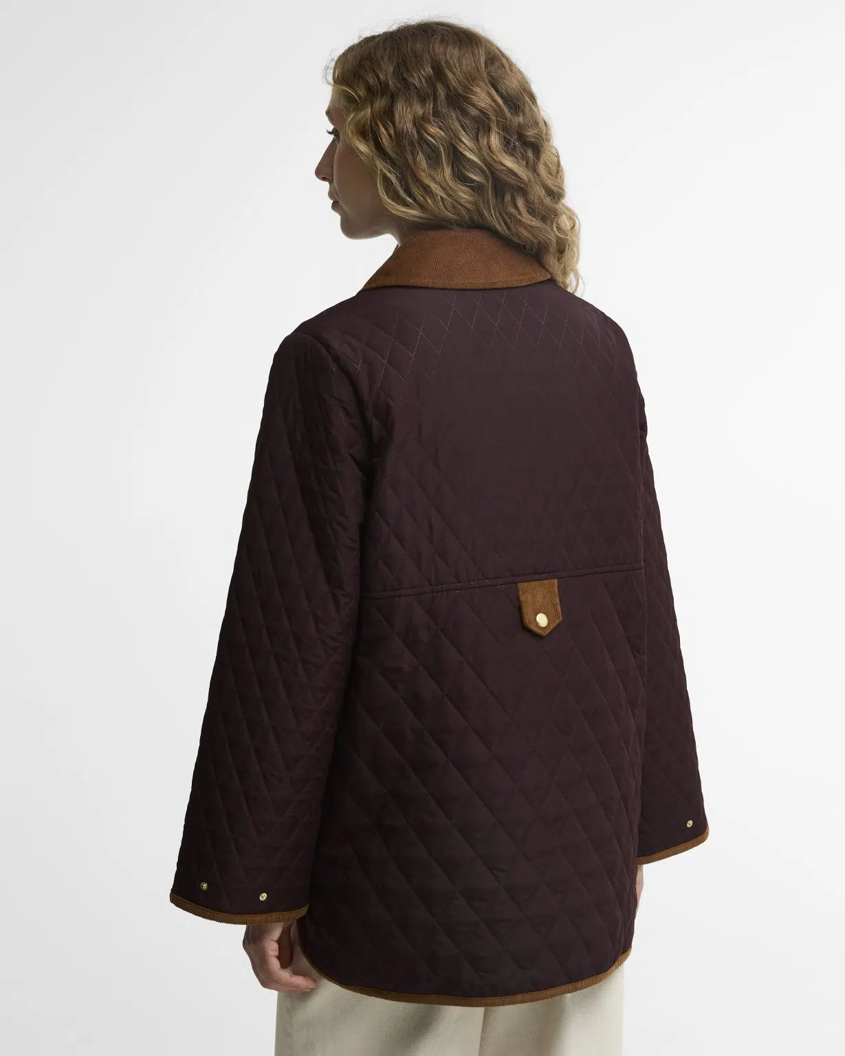 Veste matelassée Barbour Whickham pour femme avec matelassage en losanges, coupe ample et col en velours côtelé