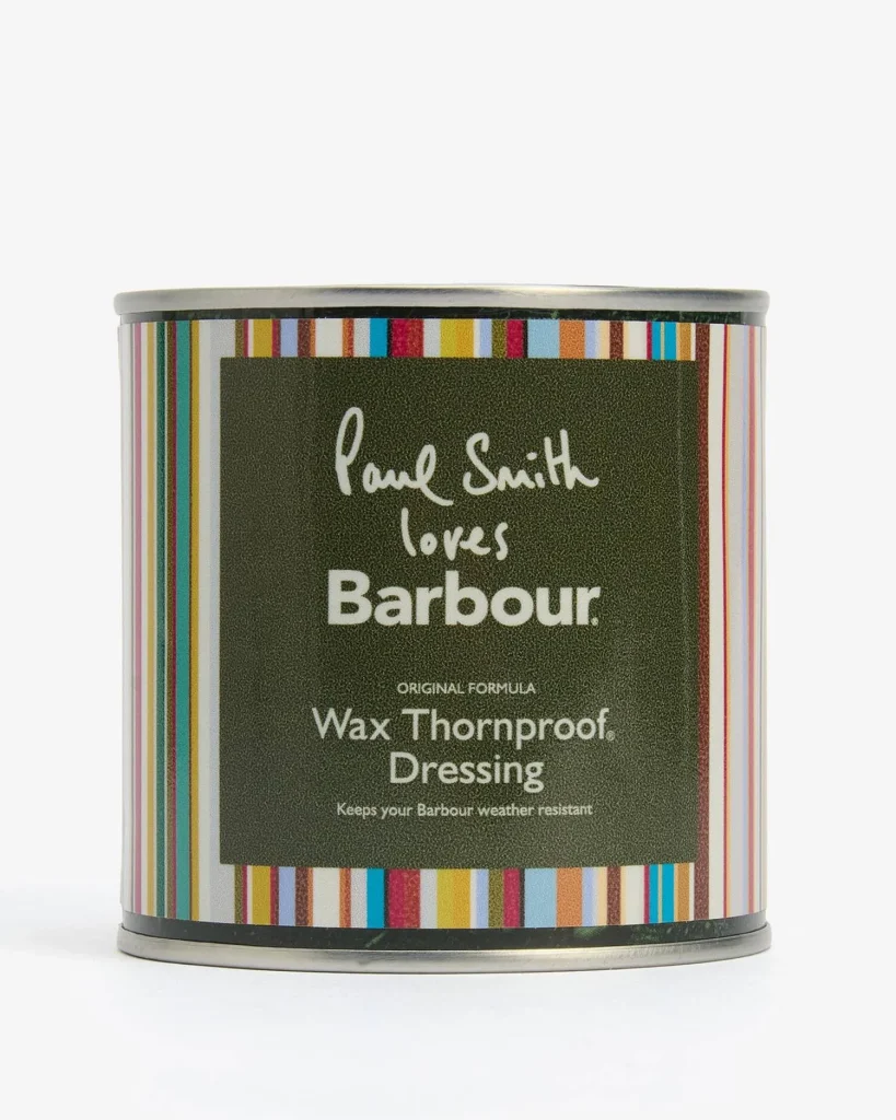 Pot de cire Wax Barbour x Paul Smith pour entretien des vestes en coton ciré.