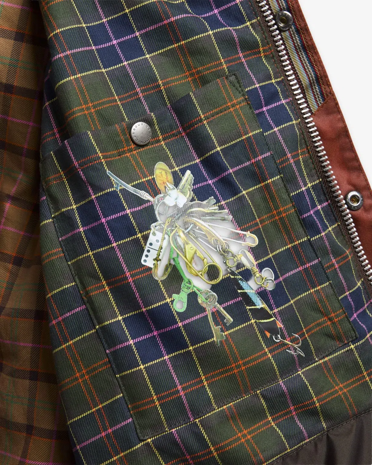 Veste huilée Key Transport Barbour x Paul Smith en coton ciré avec col en velours côtelé et détails colorés.