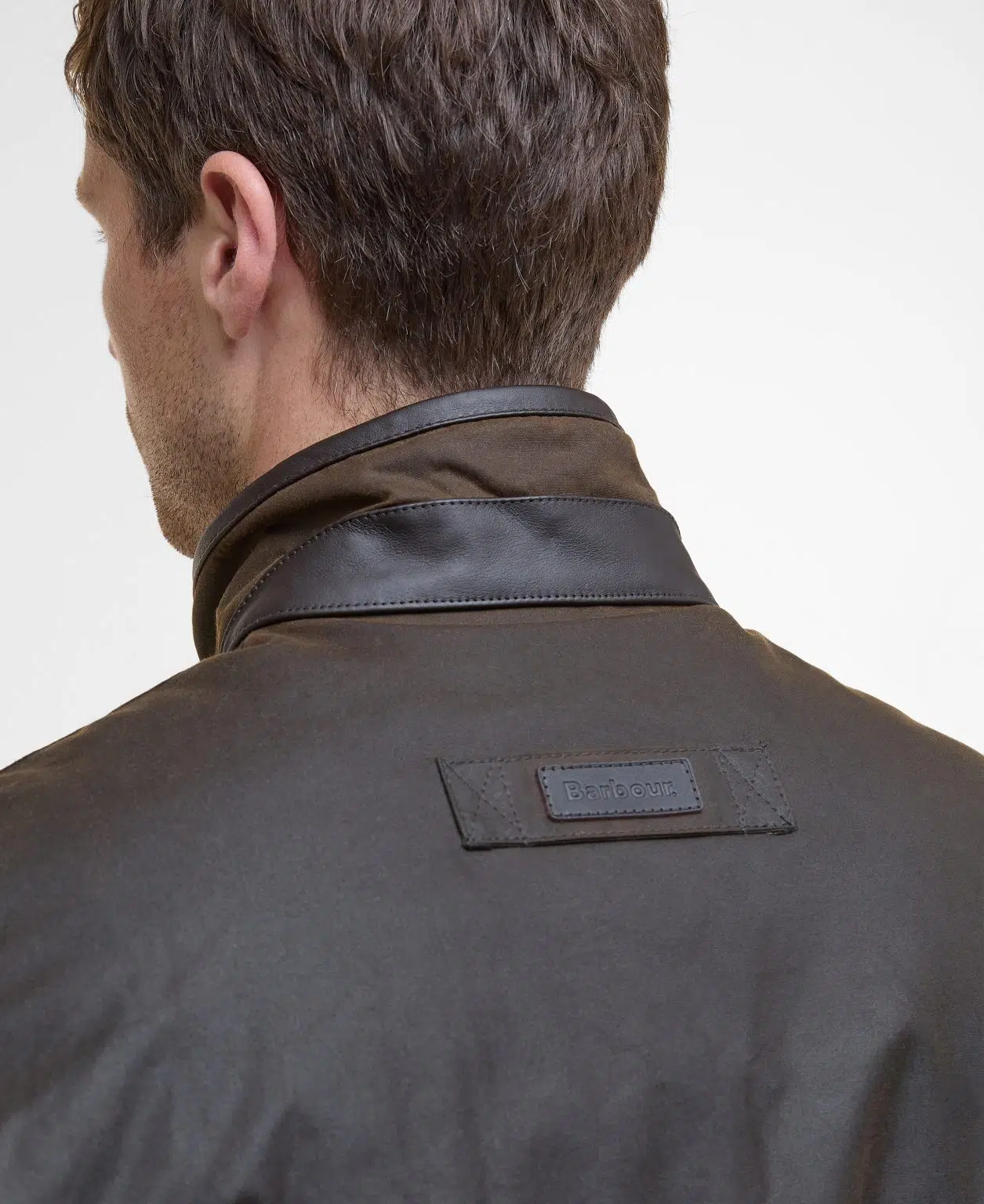 Veste huilée Barbour Hereford pour homme en coton ciré avec col en velours côtelé