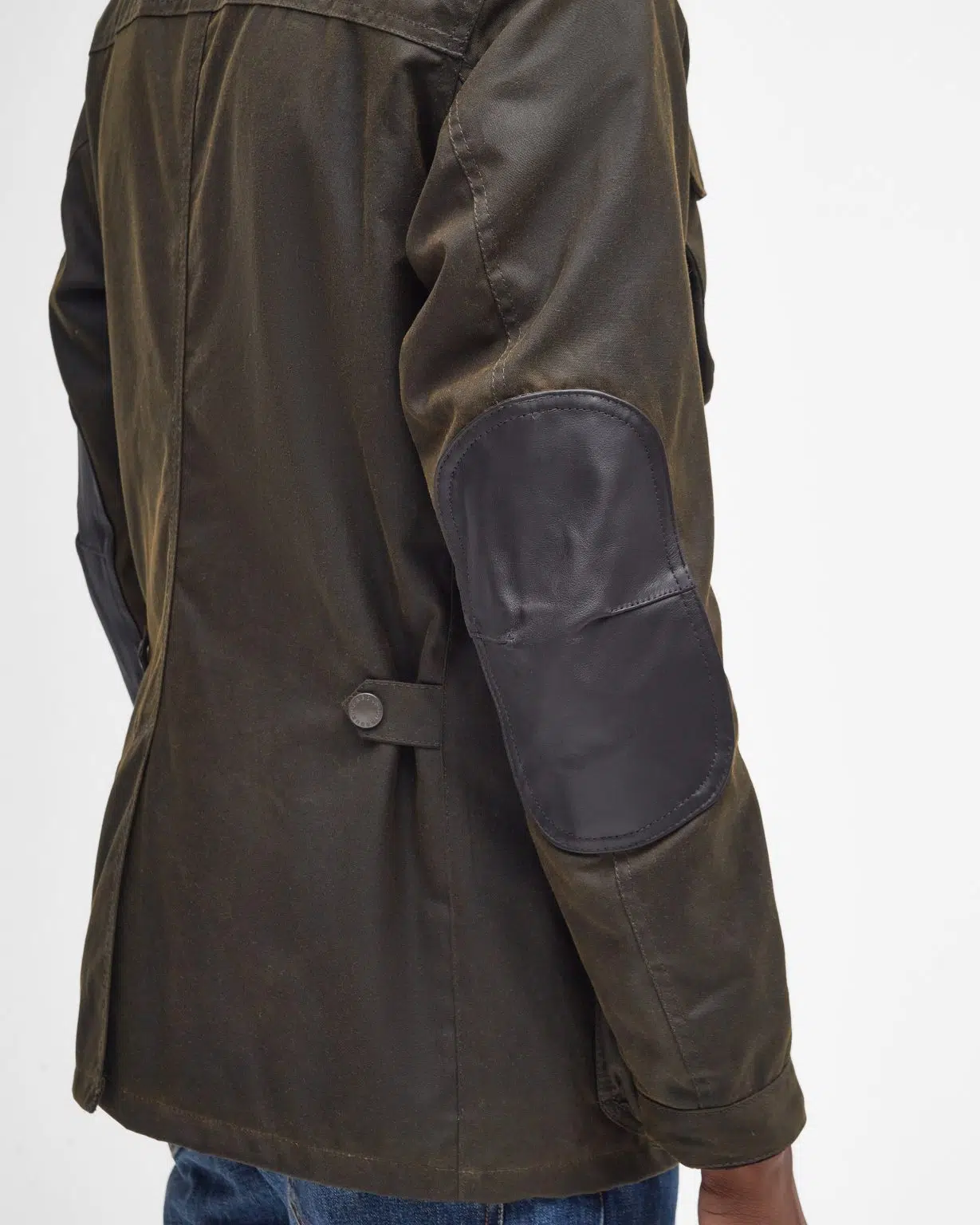 Veste Barbour Ogston pour homme en coton huilé avec gilet matelassé intégré, col en velours côtelé et poches avant.